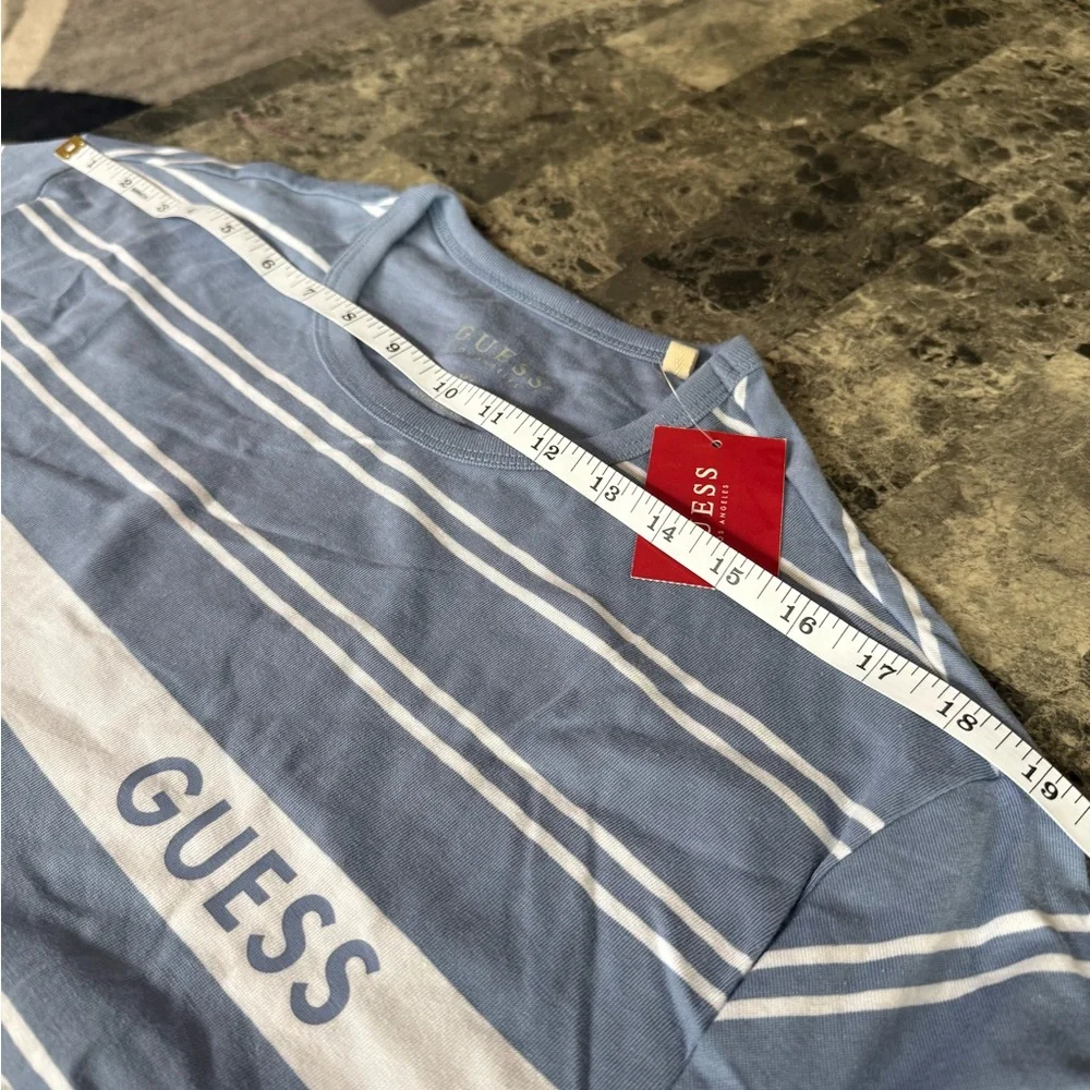 Men’s GUESS Light Blue and White Striped Short Sleeve Crew Tee size XL - Picture 5 of 5